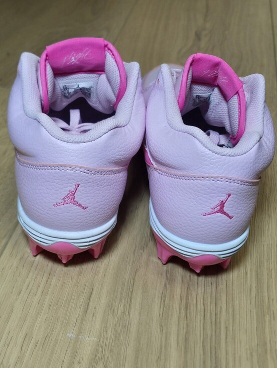 Jordan Stadium 90 Low TD Football Cleats Pink Foam Men\'s 9.5 NWT
